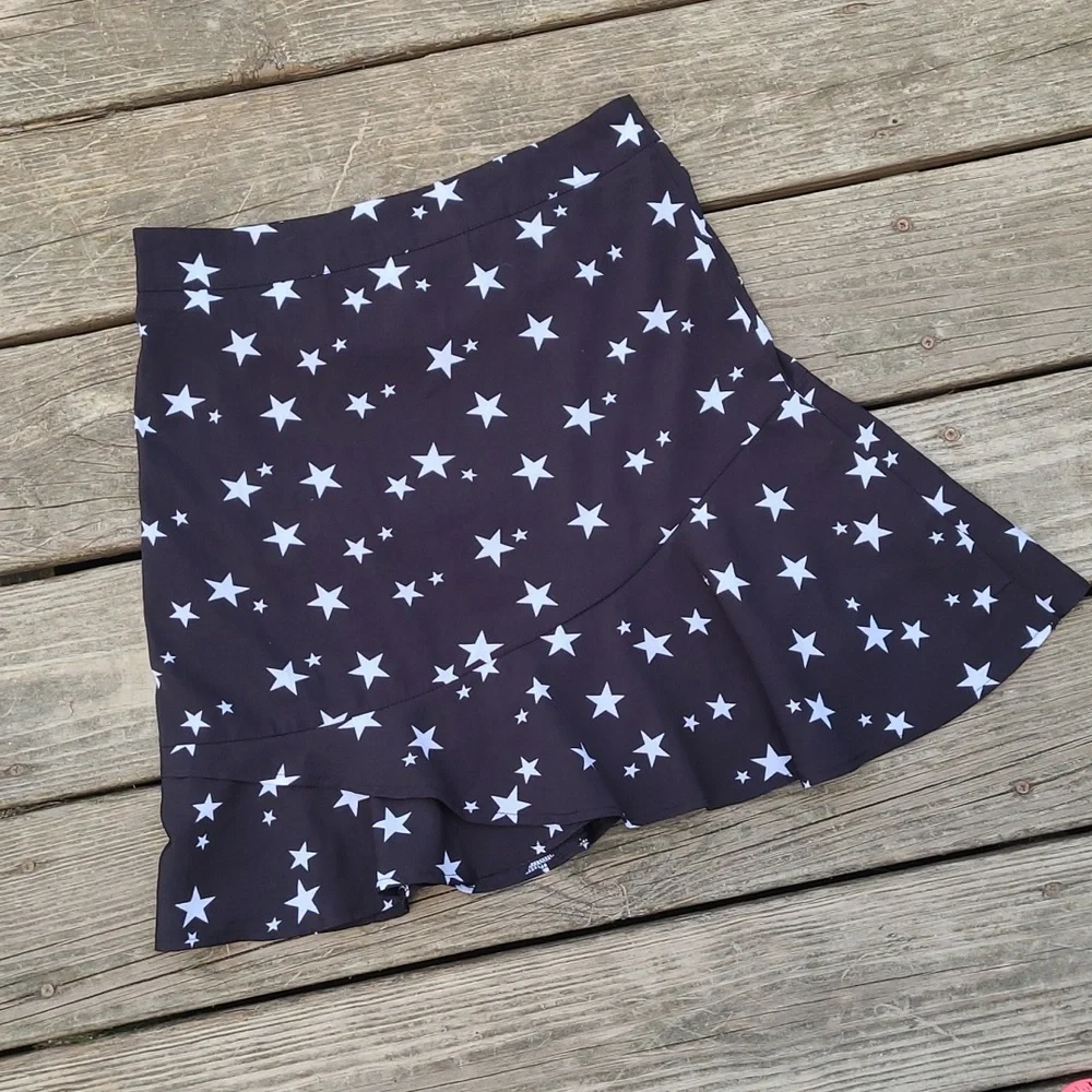 Nasty Gal Y2K Style Black Ruffle Star Print Mini Skirt Womens Size 4 - Picture 10 of 15